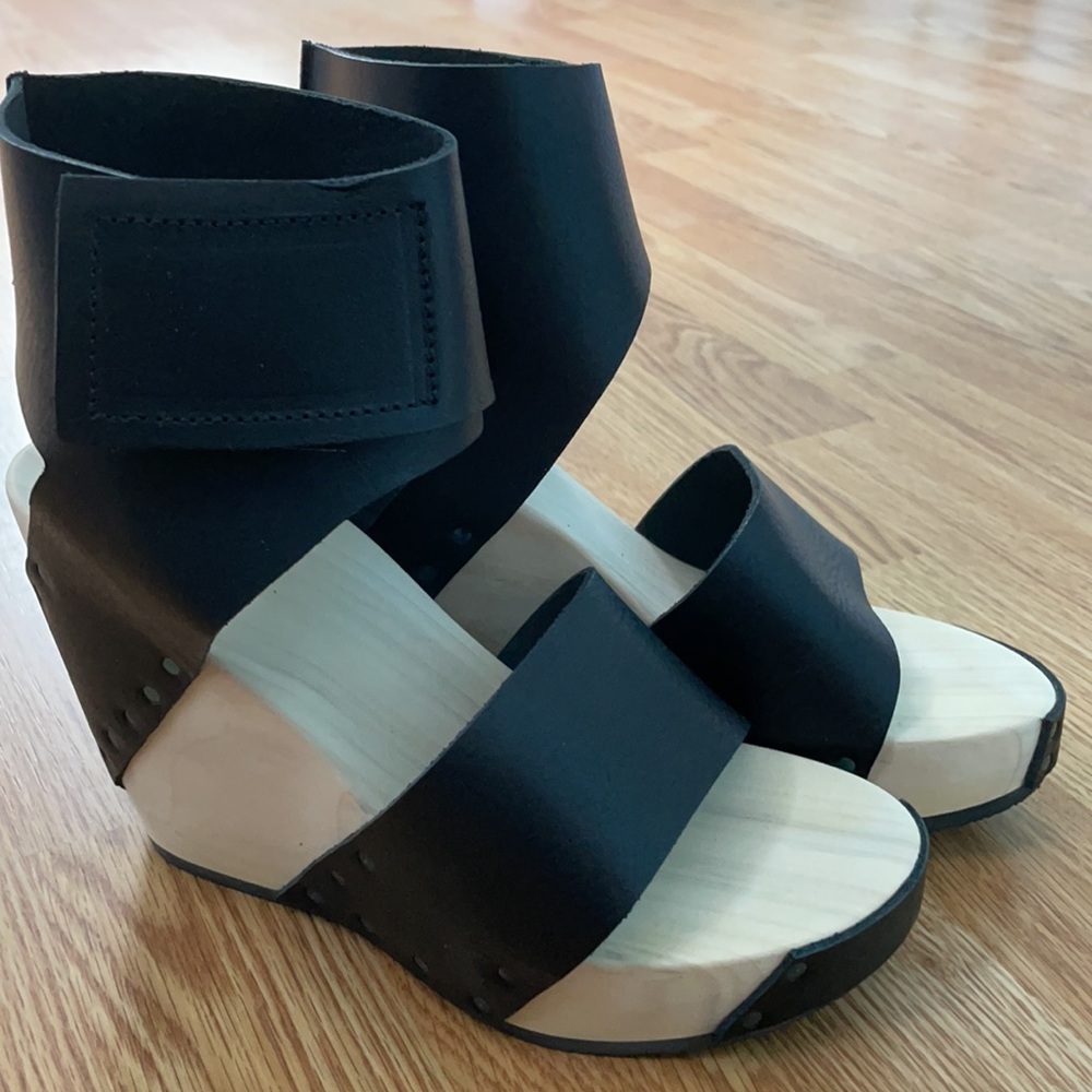 trippen Venture Branded Wedge Sandal - Picture 8 of 11